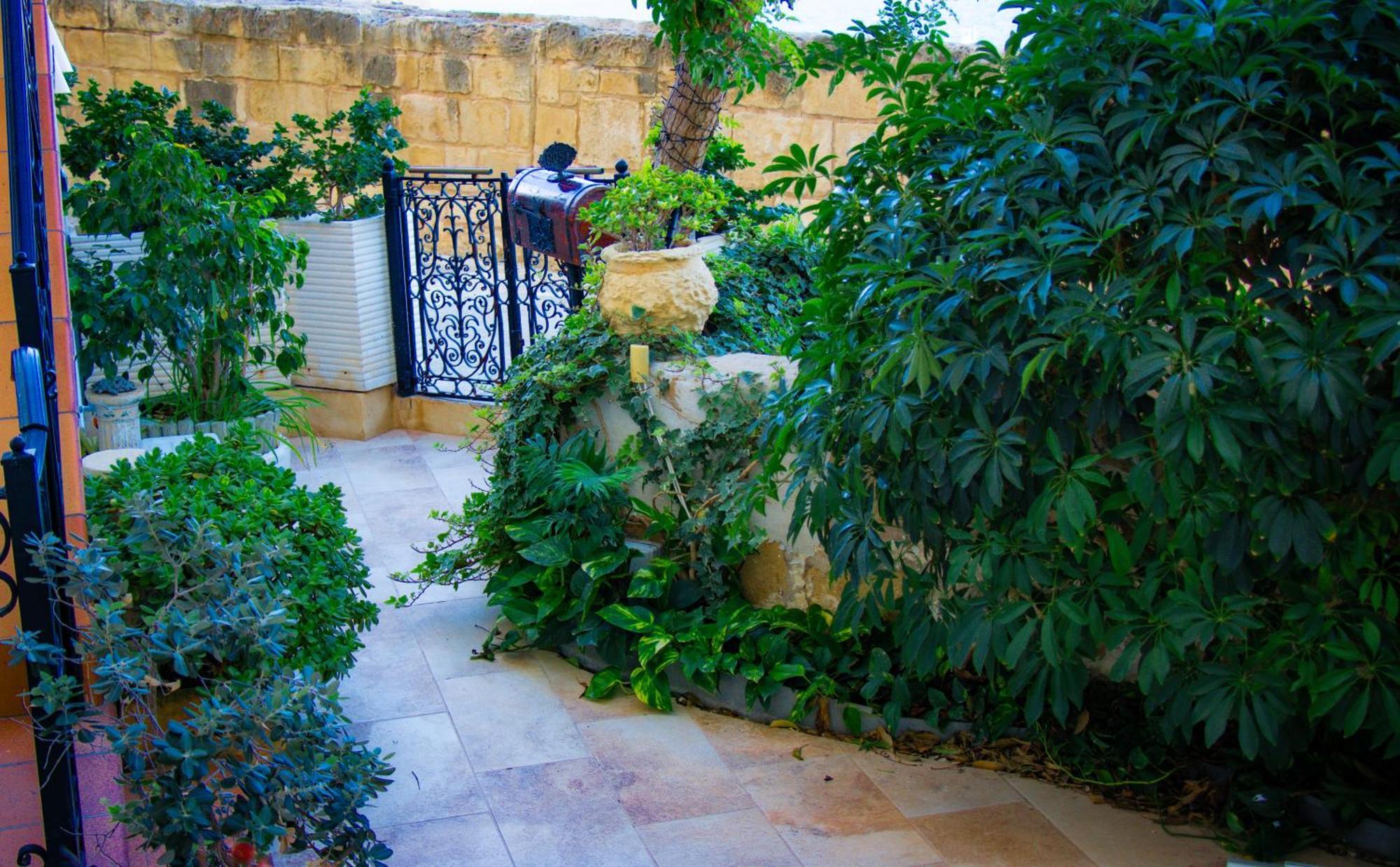 Seagull Birgu - Waterfront Home エクステリア 写真