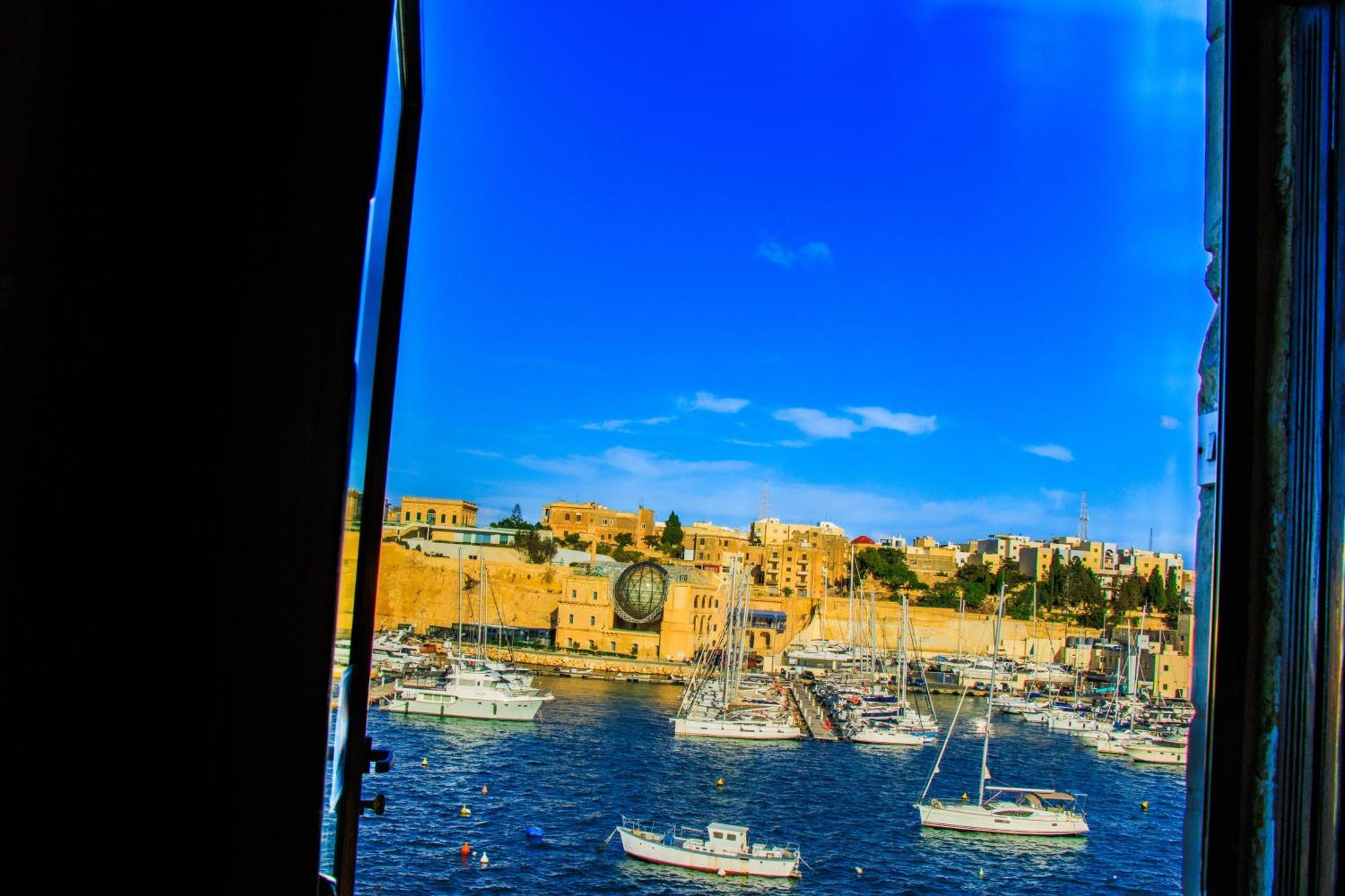 Seagull Birgu - Waterfront Home エクステリア 写真