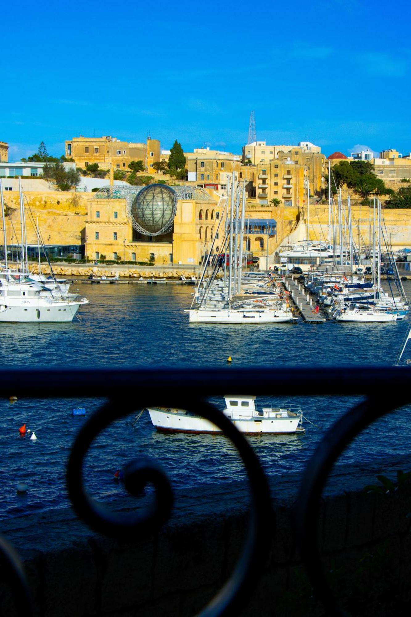 Seagull Birgu - Waterfront Home エクステリア 写真