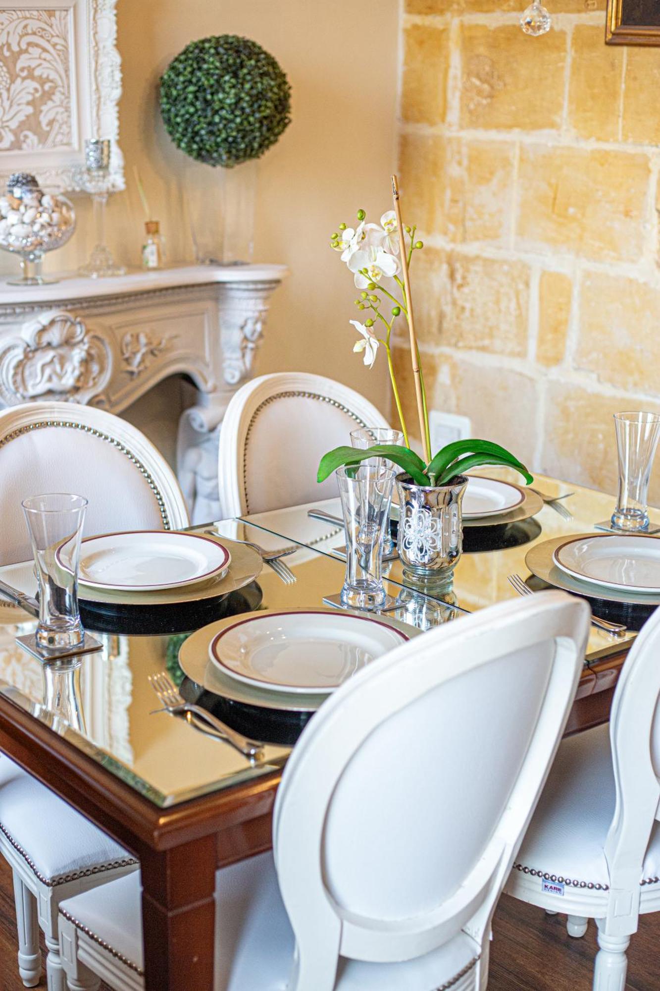 Seagull Birgu - Waterfront Home エクステリア 写真
